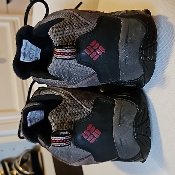 Men's Columbia sneakers size 9 - Picture 4 of 5